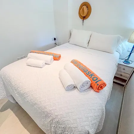 Skol 225 - Beachfront In - Terrace & Pool Apartment Marbella