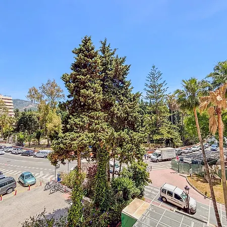 Skol 225 - Beachfront In - Terrace & Pool * Marbella